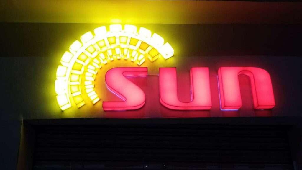 Sun Store SM Center Muntinlupa, Muntinlupa City - Ultimate Graphics